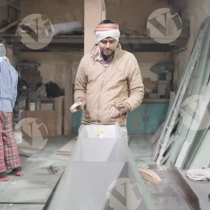 Carpentry or woodworking shop - Log, colour and B&W