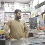 Electronics shop - Log, colour and B&W