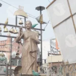 A Statue of Women - Log, colour and B&W