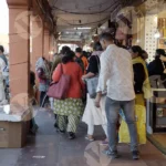 Crowd in Johri Bazar Jaipur - Log, colour and B&W