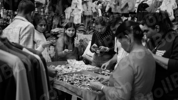C0098sarojiniMarketMCWM result