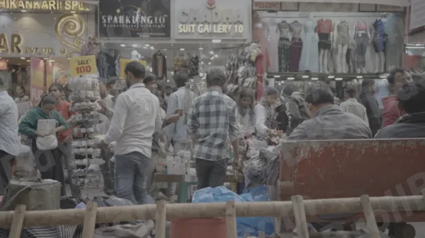 C0104sarojiniMarketSlogWM result