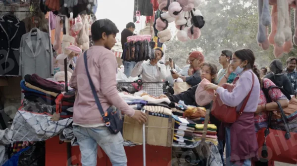 C0092SarojiniMarketCLRWM result